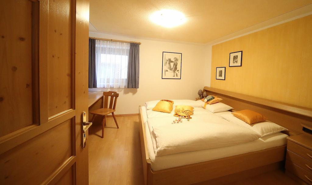 Ciasa Rosra Apartment La Villa  Bilik gambar