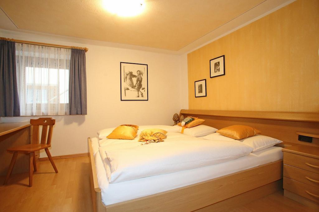 Ciasa Rosra Apartment La Villa  Bilik gambar